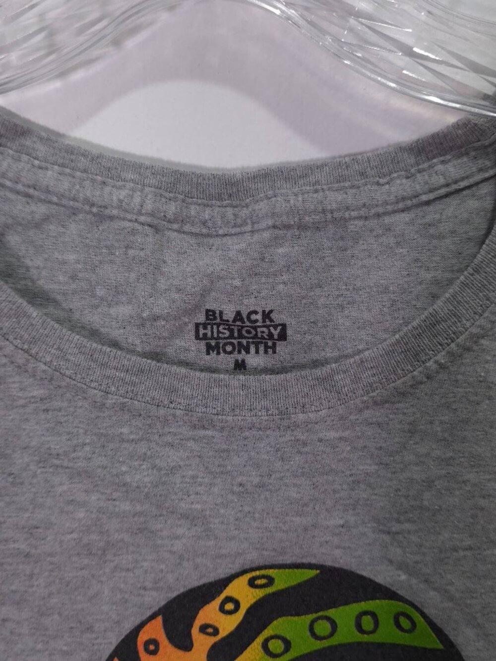 Black History Month Gray T-Shirt With "Black Is Beautiful" Graphic Print - M - Picture 2 of 5